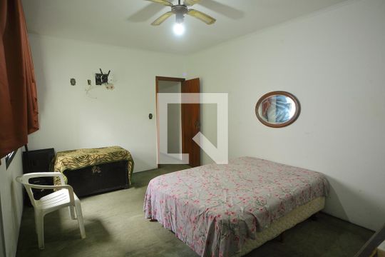 Suíte  de casa à venda com 3 quartos, 228m² em Santa Terezinha, São Bernardo do Campo