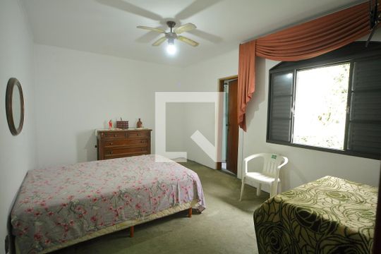 Suíte  de casa à venda com 3 quartos, 228m² em Santa Terezinha, São Bernardo do Campo
