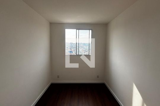 Quarto 1 de apartamento para alugar com 2 quartos, 39m² em Parque das Nações, Santo André