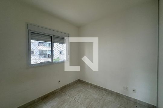 Quarto de apartamento para alugar com 2 quartos, 62m² em Green Valley, Barueri