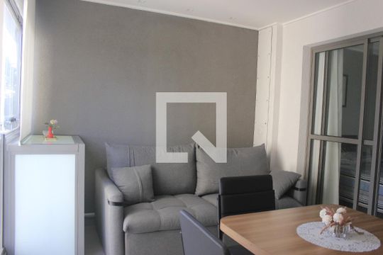 Varanda gourmet de kitnet/studio à venda com 1 quarto, 39m² em Vila Camargos, Guarulhos