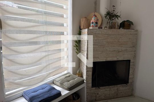 Sala de casa de condomínio à venda com 1 quarto, 120m² em Jardim das Acacias, São Paulo