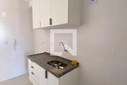 Cozinha de apartamento para alugar com 2 quartos, 67m² em Jardim Beira Rio, Jacareí