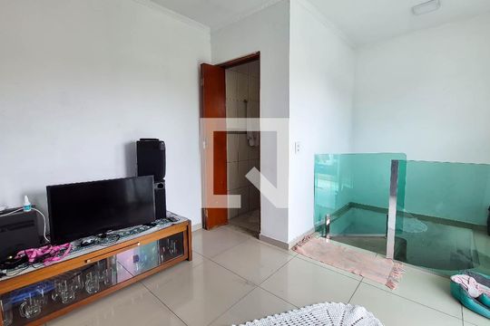 Sala  de casa para alugar com 3 quartos, 125m² em Cidade Intercap, Taboão da Serra