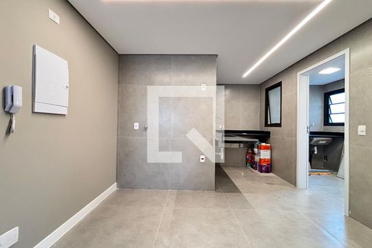 Apartamento à venda com 3 quartos, 77m² em Vila Nova Conceição, São Paulo