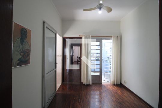 Sala 2 de casa para alugar com 3 quartos, 157m² em Planalto Paulista, São Paulo