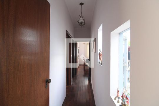 Corredor de casa para alugar com 3 quartos, 157m² em Planalto Paulista, São Paulo