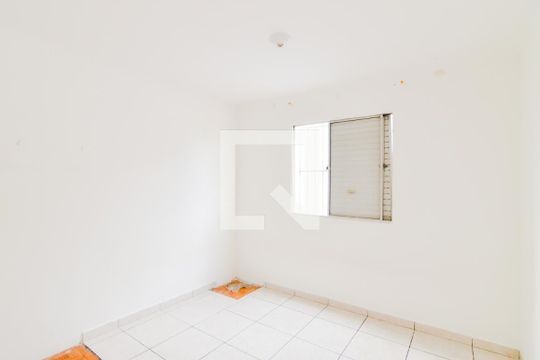 Quarto 1 de apartamento à venda com 2 quartos, 55m² em Jardim Cocaia, Guarulhos