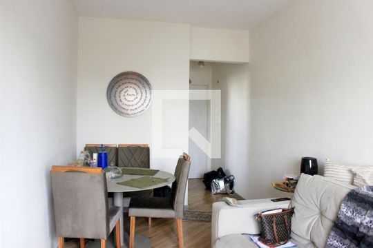 Sala de apartamento à venda com 2 quartos, 59m² em Vila Sirena, Guarulhos