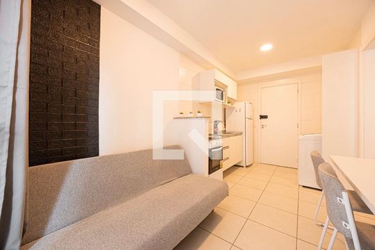 Kitnet/Studio para alugar com 1 quarto, 29m² em Jardim Caravelas, São Paulo