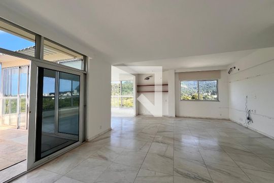Apartamento à venda com 3 quartos, 337m² em Jardim Botânico, Rio de Janeiro