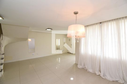Sala de apartamento à venda com 3 quartos, 240m² em Cachoeira, Curitiba