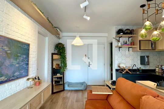 Sala de apartamento à venda com 1 quarto, 47m² em Vila Anglo Brasileira, São Paulo