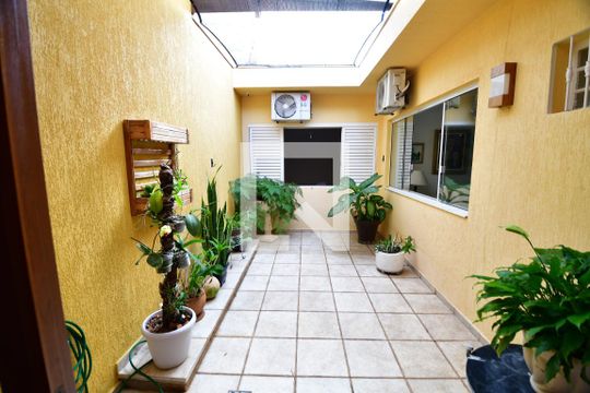 Jardim de Inverno de casa à venda com 4 quartos, 310m² em Jardim Chapadão, Campinas