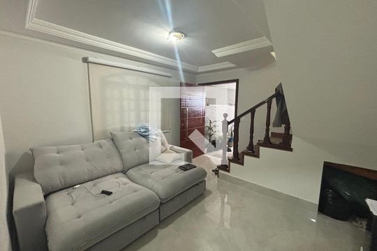 Sala  de casa para alugar com 3 quartos, 313m² em Lageado, Ferraz de Vasconcelos