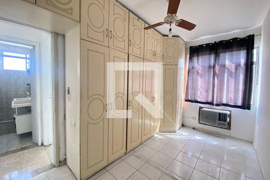 Quarto 2 de apartamento para alugar com 2 quartos, 60m² em Méier, Rio de Janeiro