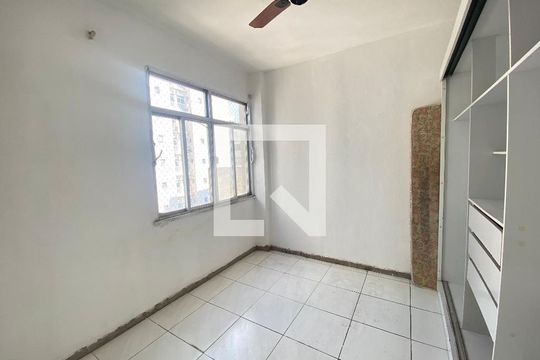 Quarto 1 de apartamento para alugar com 2 quartos, 60m² em Méier, Rio de Janeiro