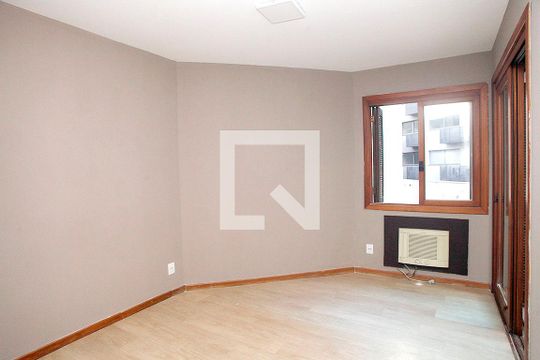 Quarto 1 Suíte de apartamento para alugar com 3 quartos, 158m² em Auxiliadora, Porto Alegre