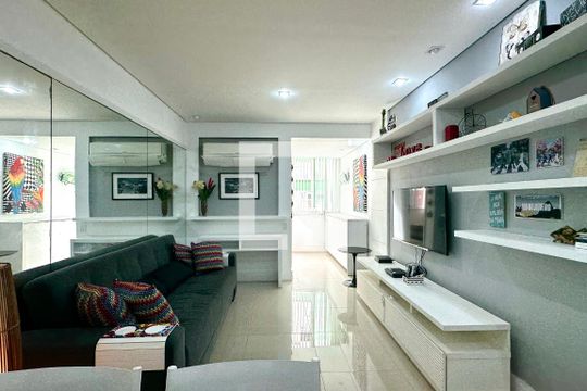 Apartamento à venda com 1 quarto, 50m² em Copacabana, Rio de Janeiro