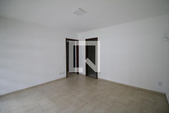 Casa à venda com 3 quartos, 250m² em Taquara, Rio de Janeiro