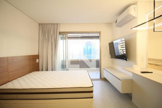 Kitnet de kitnet/studio para alugar com 1 quarto, 29m² em Indianópolis, São Paulo