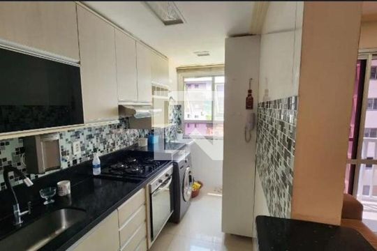 Cozinha de apartamento para alugar com 1 quarto, 45m² em Jardim das Margaridas, Salvador