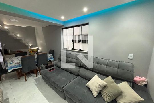 Sala  de casa para alugar com 3 quartos, 278m² em Lageado, São Paulo