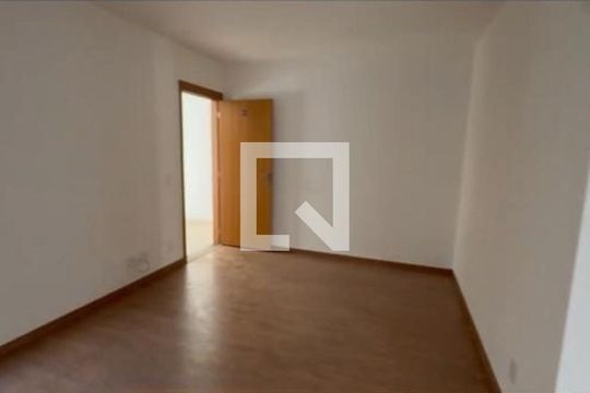 Sala de apartamento para alugar com 2 quartos, 50m² em Serra Azul, Belo Horizonte