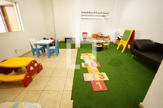 Apartamento para alugar com 3 quartos, 84m² em Setor Faicalville, Goiânia