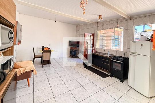 Cozinha de casa à venda com 2 quartos, 138m² em Igara, Canoas