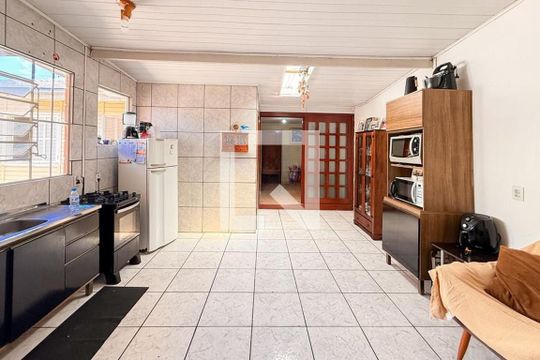 Cozinha de casa à venda com 2 quartos, 138m² em Igara, Canoas