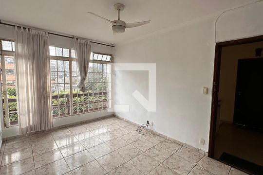 Apartamento à venda com 3 quartos, 93m² em Vila Cordeiro, São Paulo