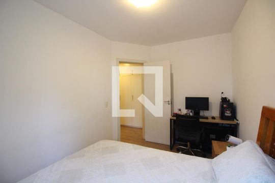 Quarto de apartamento à venda com 1 quarto, 68m² em Barra Olímpica, Rio de Janeiro