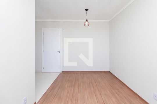 Sala de apartamento à venda com 2 quartos, 39m² em Cidade Líder, São Paulo
