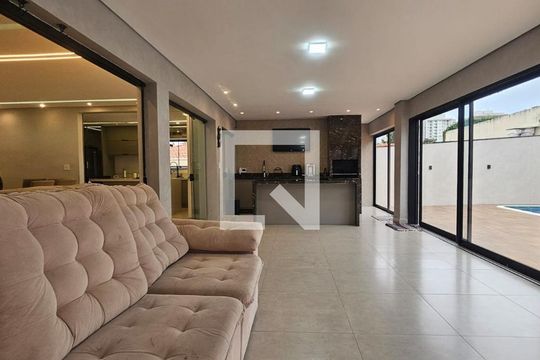 Sala de casa de condomínio à venda com 3 quartos, 396m² em Jardim Sao Caetano, São Caetano do Sul