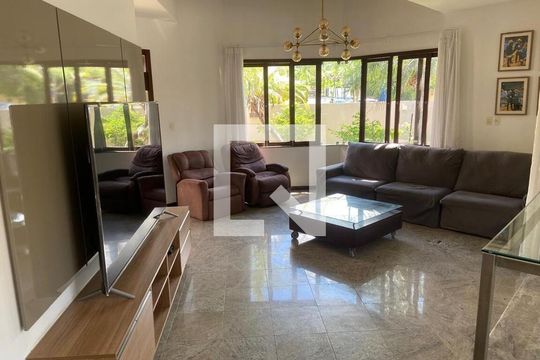 Sala de casa para alugar com 5 quartos, 390m² em Jaguaribe, Salvador