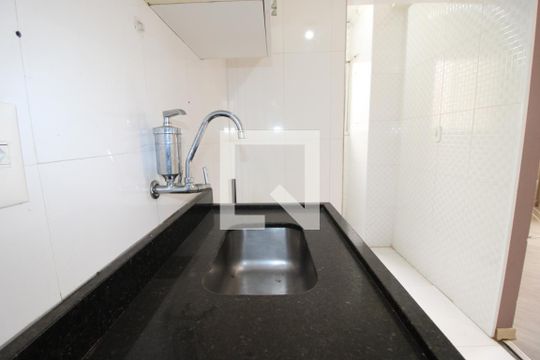 Sala / Cozinha de apartamento à venda com 2 quartos, 45m² em Fazenda Aricanduva, São Paulo