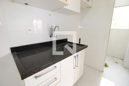 Sala / Cozinha de apartamento à venda com 2 quartos, 45m² em Fazenda Aricanduva, São Paulo