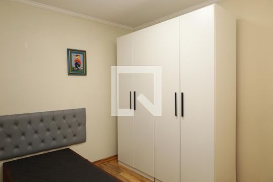 Quarto 1 de casa à venda com 3 quartos, 150m² em Vila Carmosina, São Paulo
