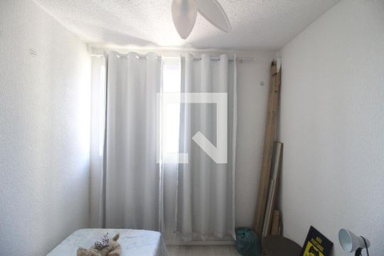Quarto 1 de apartamento para alugar com 2 quartos, 45m² em Parque Sao Vicente, Belford Roxo