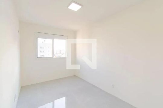 Quarto 1 de apartamento para alugar com 2 quartos, 55m² em Fátima, Canoas