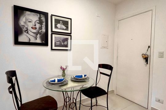 Sala de apartamento para alugar com 1 quarto, 45m² em Jardim Paulista, São Paulo