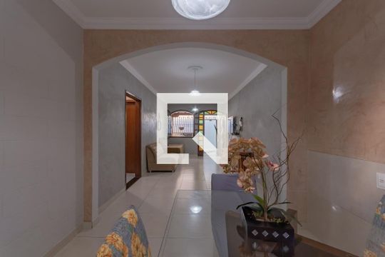 Sala de jantar de casa à venda com 2 quartos, 87m² em Santa Monica, Belo Horizonte