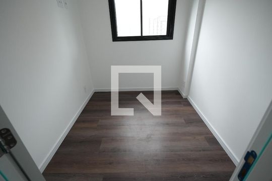 Quarto 1 de apartamento para alugar com 2 quartos, 46m² em Jardim, Santo André
