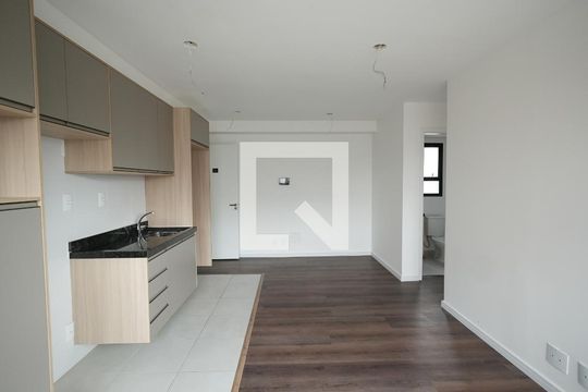Sala de apartamento para alugar com 2 quartos, 46m² em Jardim, Santo André