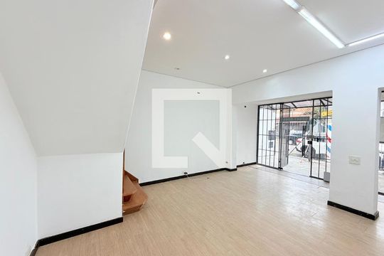 Sala de casa para alugar com 2 quartos, 120m² em Cidade Monções, São Paulo