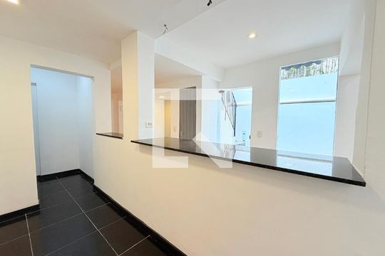 Cozinha de casa para alugar com 2 quartos, 120m² em Cidade Monções, São Paulo