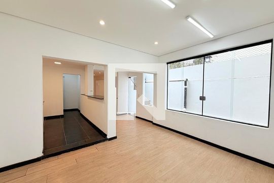 Cozinha de casa para alugar com 2 quartos, 120m² em Cidade Monções, São Paulo