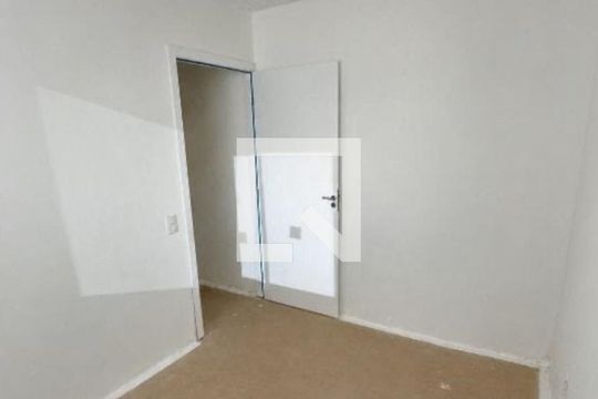 Quarto de apartamento para alugar com 1 quarto, 40m² em Jardim das Margaridas, Salvador