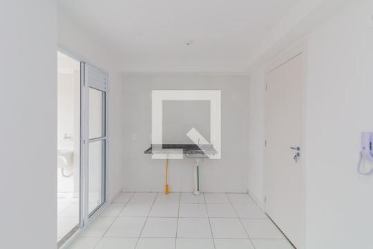 Sala/Cozinha de apartamento para alugar com 2 quartos, 34m² em Vila Brasil, São Paulo